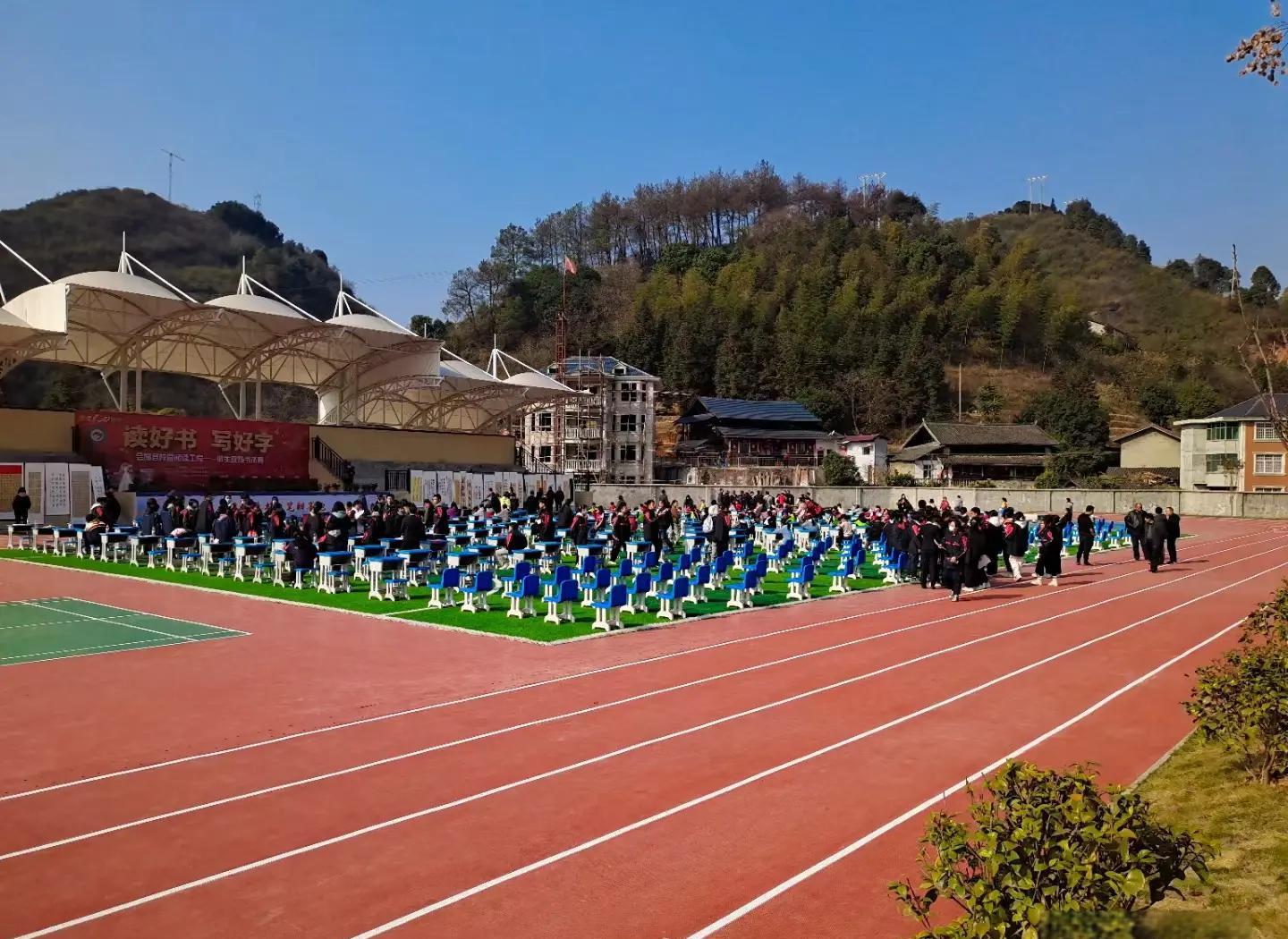 衡阳市硅PU塑胶篮球场 - 价格